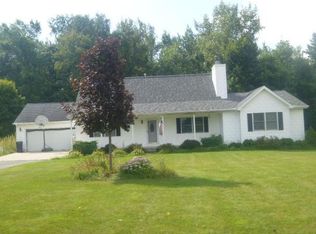 11205 Hiller Rd, Akron, NY 14001