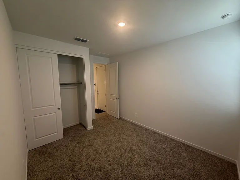 17410 W Eva St — Photo 11