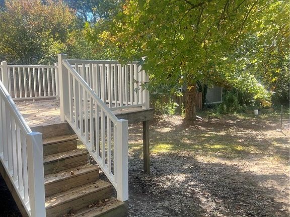 2nd image of 2843 Sand Hills Dr