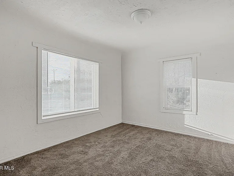 580 Chula Vista St — Photo 26