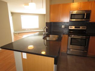 3719 Whitelaw Ln NW #311, Edmonton, AB T6W 2C3