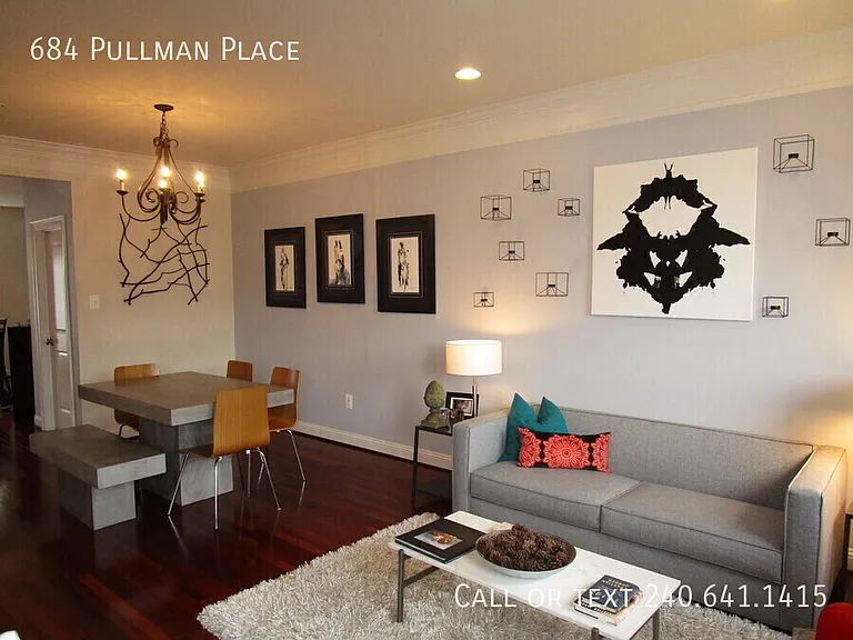 684 Pullman Pl — Photo 5