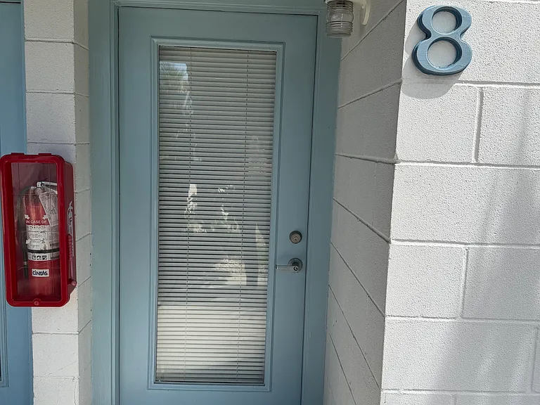 160 7th Ave N #1-10 — Photo 11