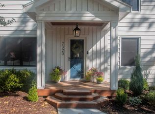 7320 W Garfield Ave, Wauwatosa, WI 53213