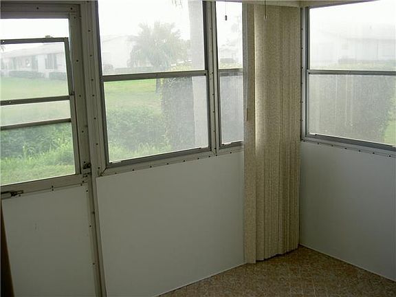 4th image of 2712 E Dudley Drive #G