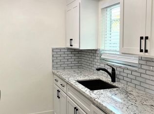 2311 U St, Sacramento, CA 95818