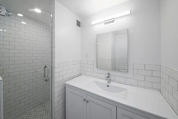 Rented by MNS | media 24