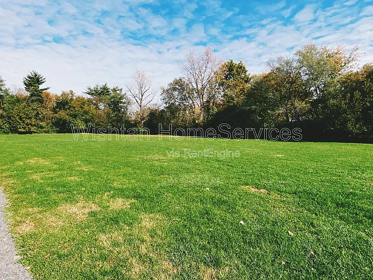 219 Charleston Blvd #5 — Photo 16