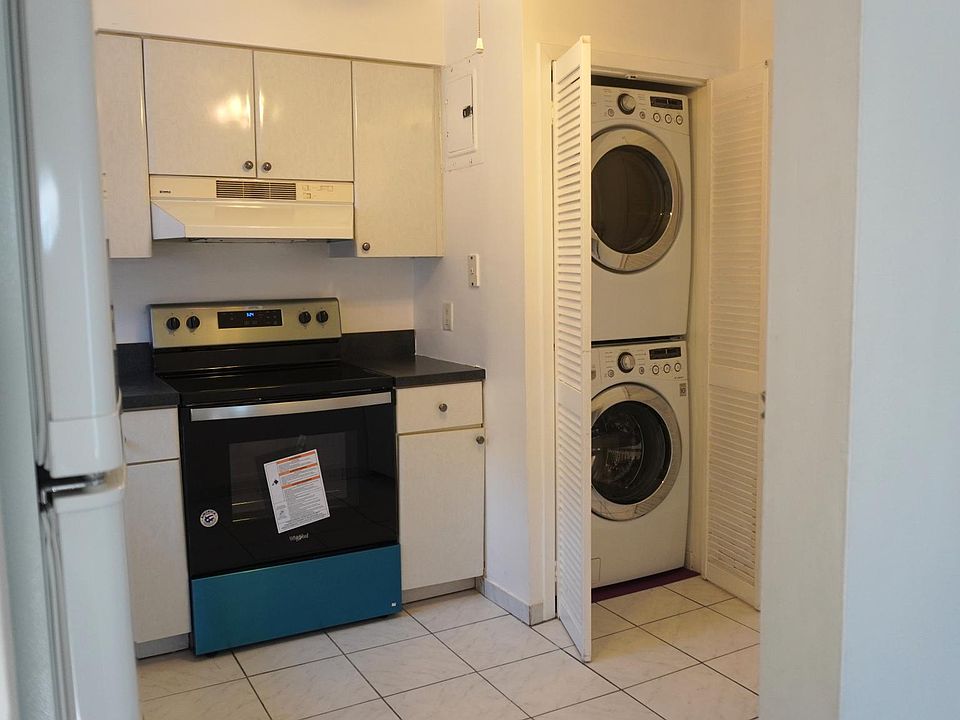 1st image of 15-47 208th St #2