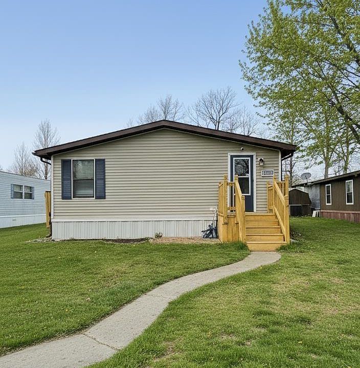 1st image of 50 Mack Ave