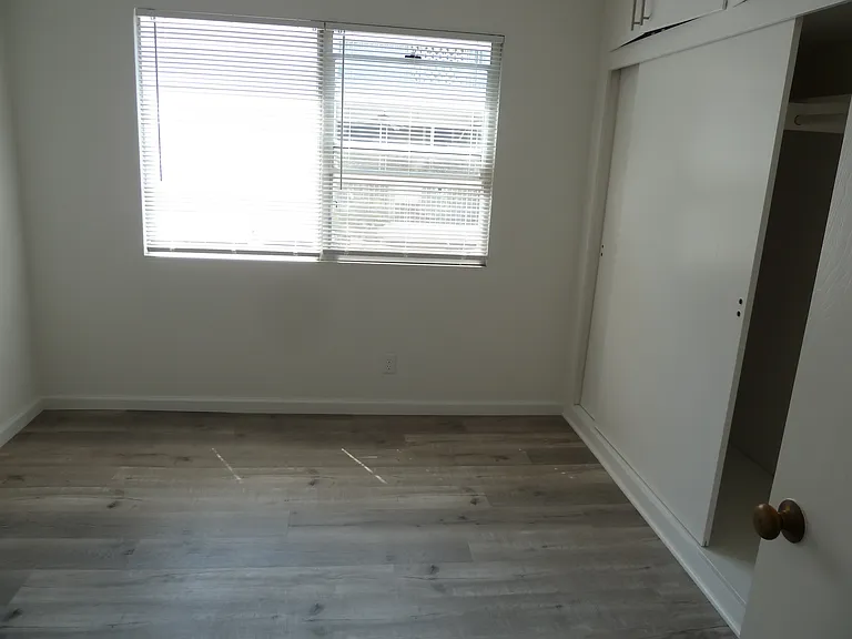 1022 2nd St #20 — Photo 6