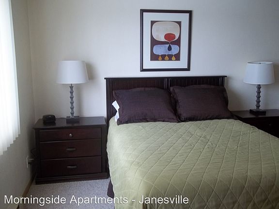5th image of 3216 Midvale Dr APT 11