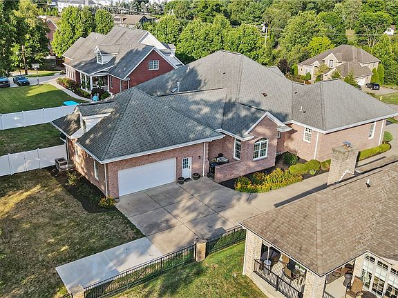 4th image of 104 Brookhaven Dr