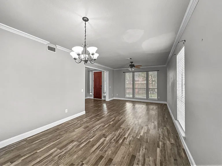 2132 Cliffside Dr — Photo 9