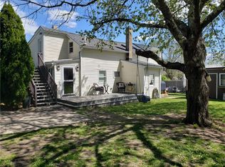 64 1/2 Tiogue Ave, West Warwick, RI 02893