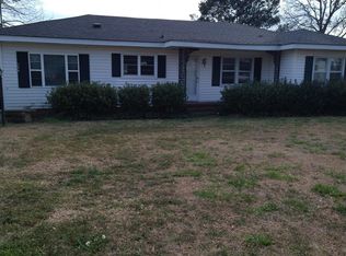 504 Wells St, Mount Olive, NC 28365