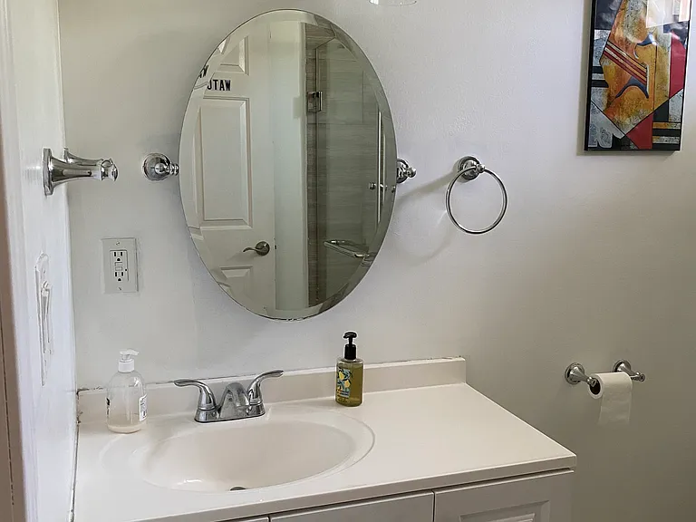 1013 Highland Ave — Photo 6
