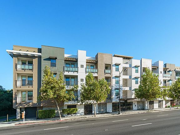 2nd image of 2585 El Camino Real APT 205