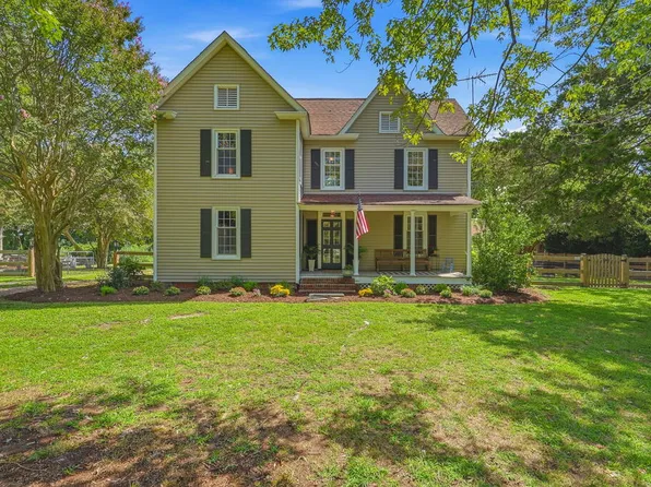 21097 N Bayside Rd, Cape Charles, VA 23310