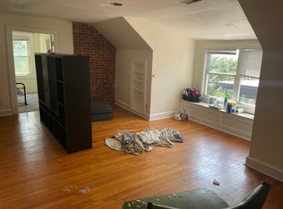 1242 Louisiana St APT 5, Lawrence, KS 66044