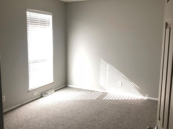 3rd image of 1250 S Monaco Street Pkwy APT 50