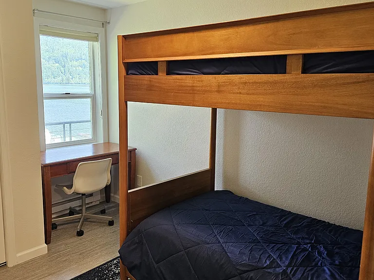 518 W Lake Samish Dr — Photo 17
