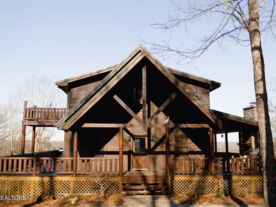 435 John J Smith Rd, Oneida, TN, 37841