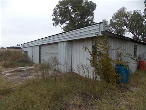 2nd image of 8501 S Us Highway 77