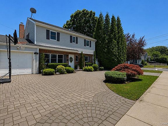 3rd image of 26 Cedar Street