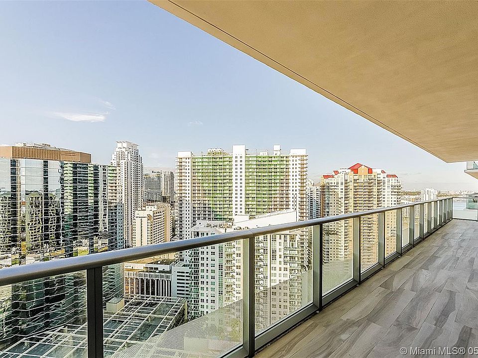 1st image of 1300 Brickell Bay Dr APT 1052