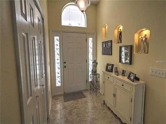 3rd image of 1581 Belton Pl