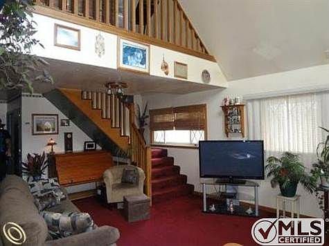 Koester Living Room and Loft.JPG