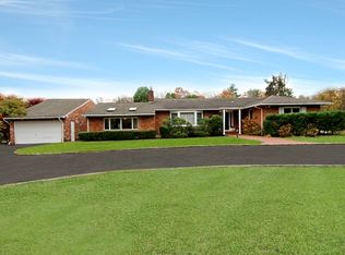 10 Edson Ln, Old Brookville, NY 11545