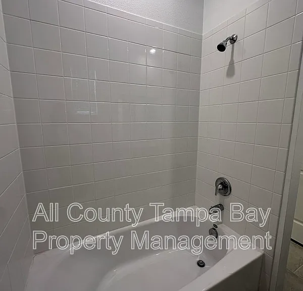 220 Pershing St — Photo 19