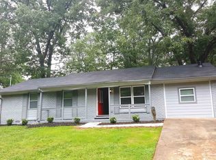 1557 Pine Glen Cir, Decatur, GA 30035