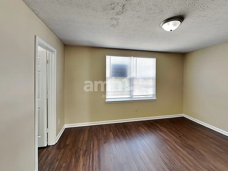5631 Congressional Pl — Photo 14