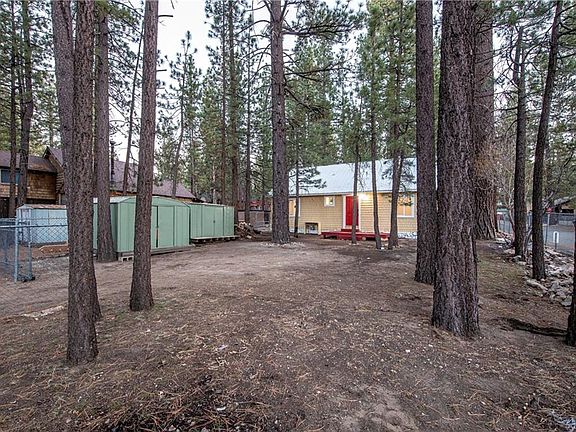 2nd image of 228 Mojave Blvd