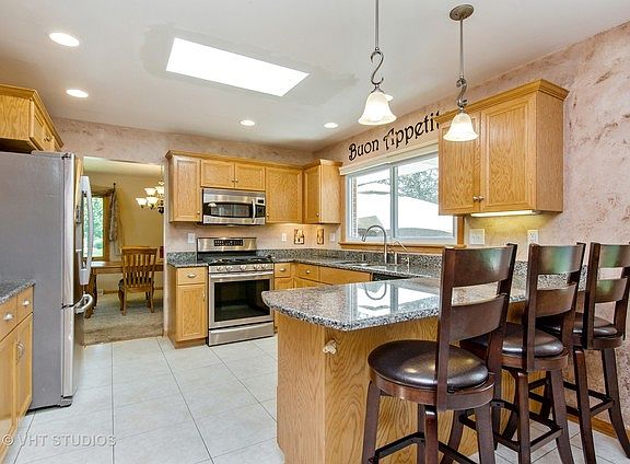 4th image of 46W545 Katie Dr