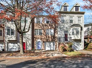 9104 Lake Largo Dr, Upper Marlboro, MD 20774