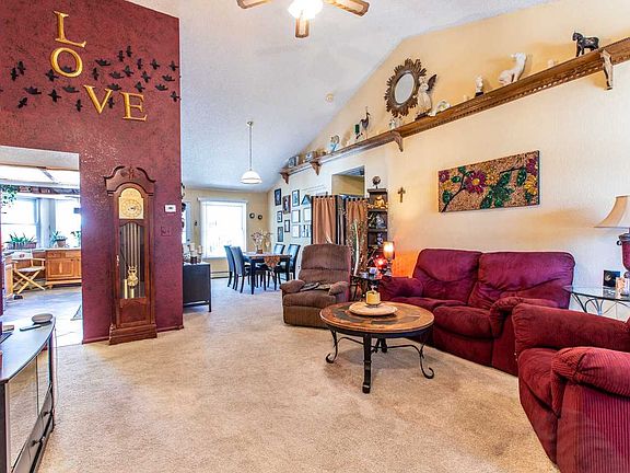 2nd image of 2988 1/2 Brookwood Dr