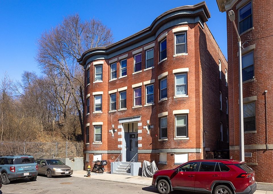 2nd image of 96-98 Woodledge St
