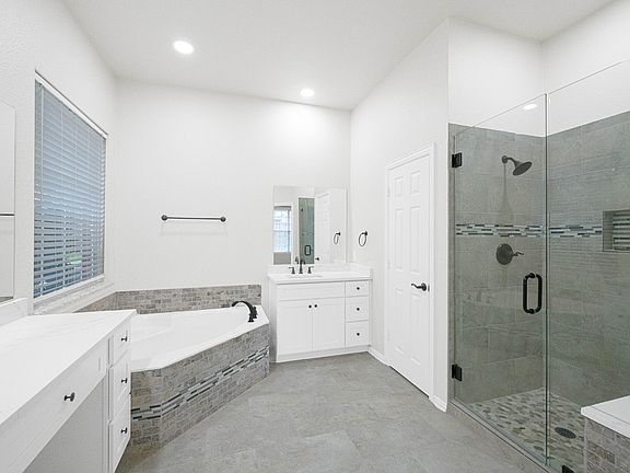 3rd image of 3408 Brightstone Ct