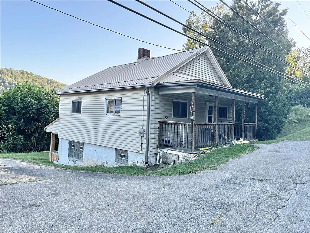 165 Low Hill Rd photo 1