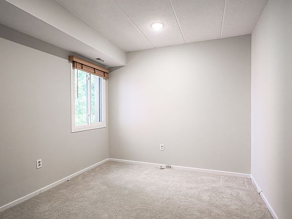 2nd image of 5653 Harpers Farm Rd Unit B