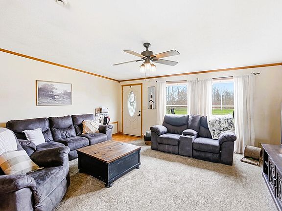 2nd image of 3391 Powers Rd