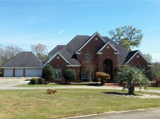 5570 Celeste Rd, Saraland, AL 36571