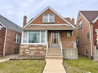 6606 S Komensky Ave, Chicago, IL 60629