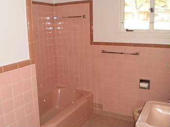 5th image of 122 Jeanette Dr