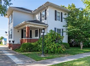 212 W Main St, Maroa, IL 61756
