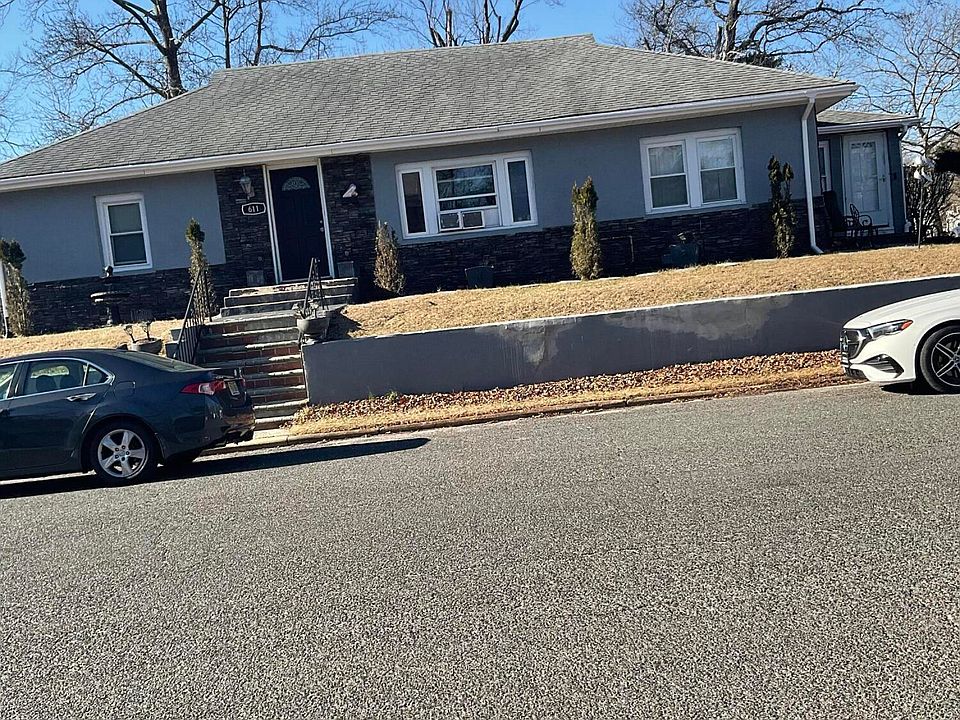 1st image of 611 Bingham Street